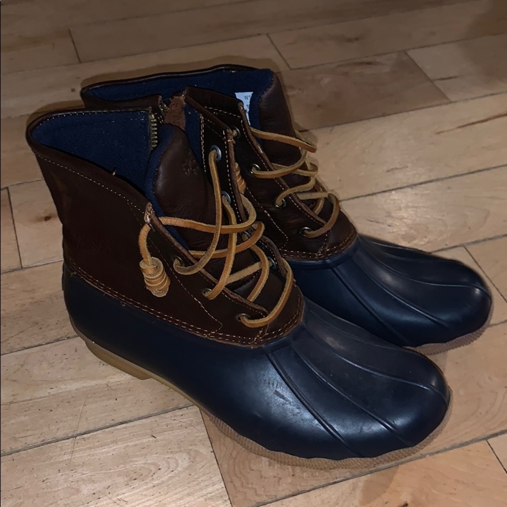 sperry saltwater boots